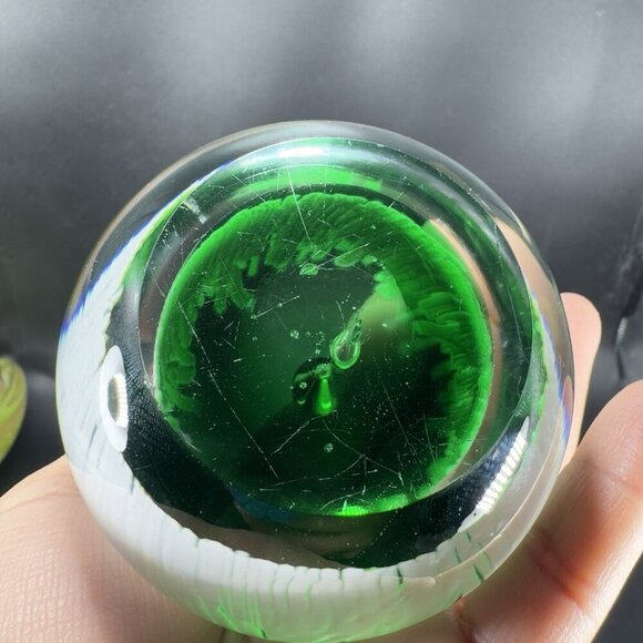 Venetian Glass Paperweight Bulls Eye Manganese 365nm Green UV Glow Italian Glass - Picture 11 of 13